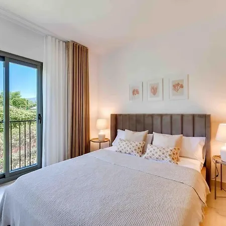 Luxury 3bdr In New Golden Mile, Marbella Estepona