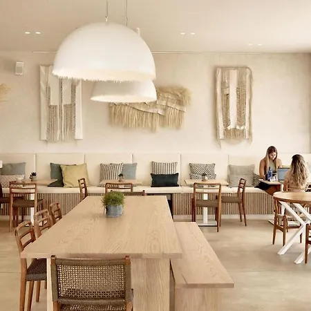 Luxury 3bdr In New Golden Mile, Marbella