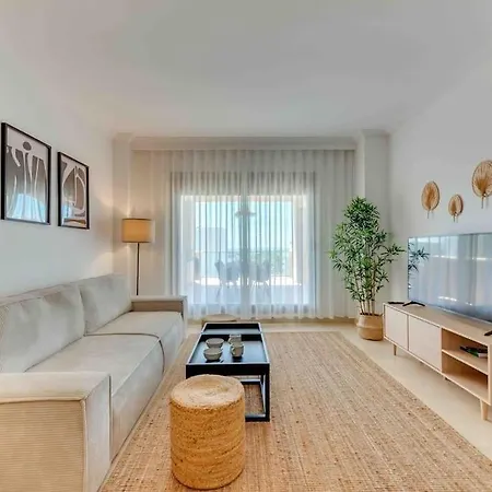 Luxury 3bdr In New Golden Mile, Marbella Estepona