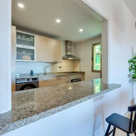 Luxury 3bdr In New Golden Mile, Marbella *