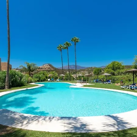 Luxury 3bdr In New Golden Mile, Marbella Estepona