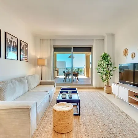Apartment Luxury 3bdr In New Golden Mile, Marbella Estepona