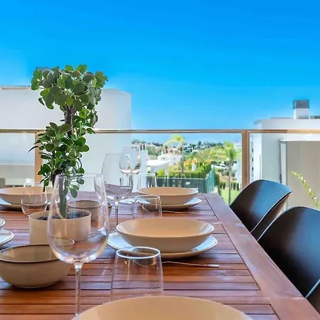Luxury 3bdr In New Golden Mile, Marbella *